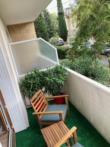 Tilia Jourdan-Studio Cosy Aix Centre-Cours Mirabeau-Parking-Wifi-Smart Tv-Rue Calme Aix-en-Provence Bagian luar foto