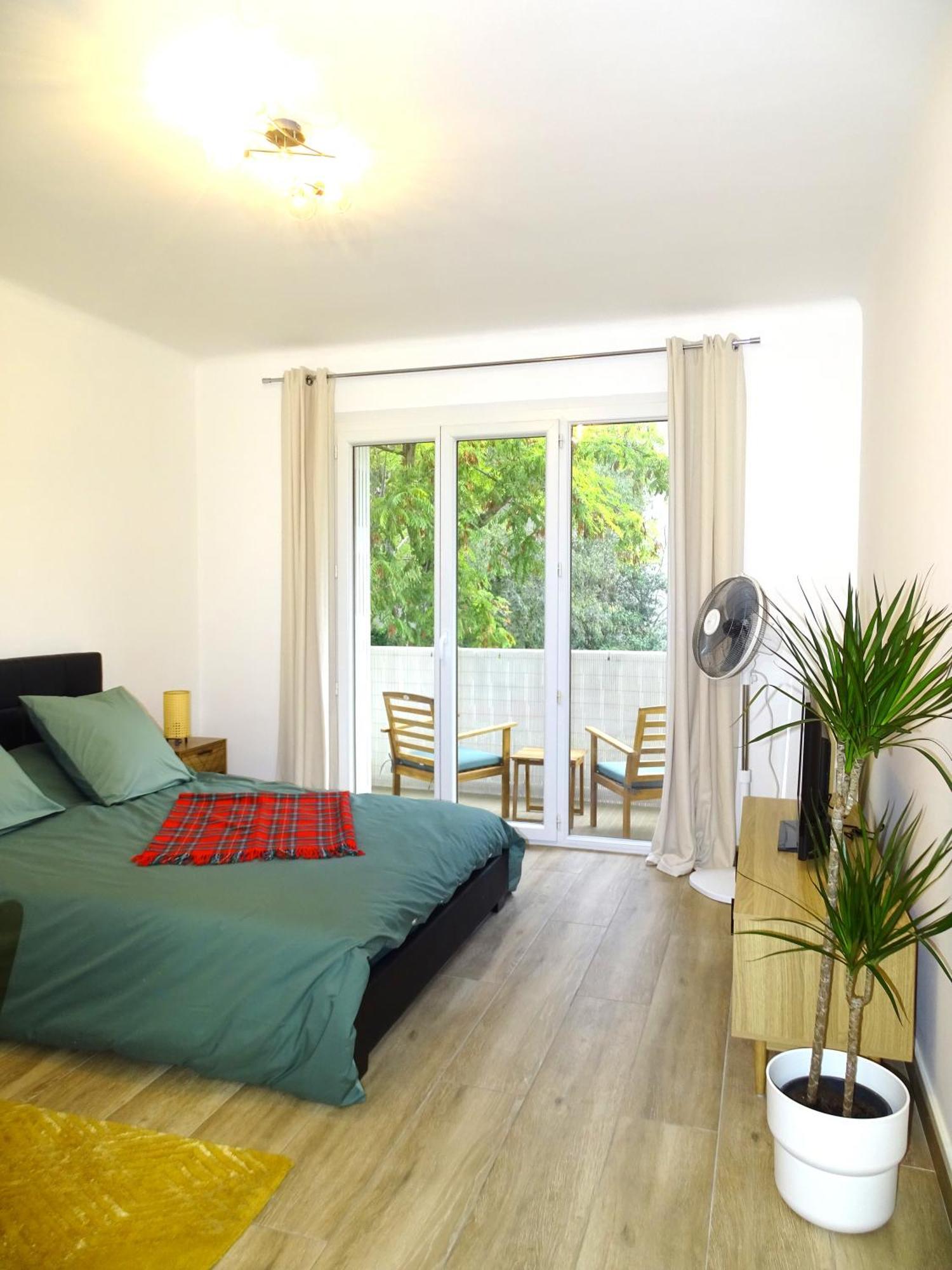 Tilia Jourdan-Studio Cosy Aix Centre-Cours Mirabeau-Parking-Wifi-Smart Tv-Rue Calme Aix-en-Provence Bagian luar foto